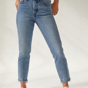 Levi’s Wedgie Icon jeans